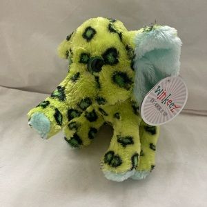New with tags Winkeez Bailey the elephant